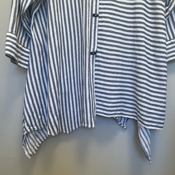 **SOLD** Soft Surroundings Standout Striped Shirt Size 3X - Picture 4 of 10